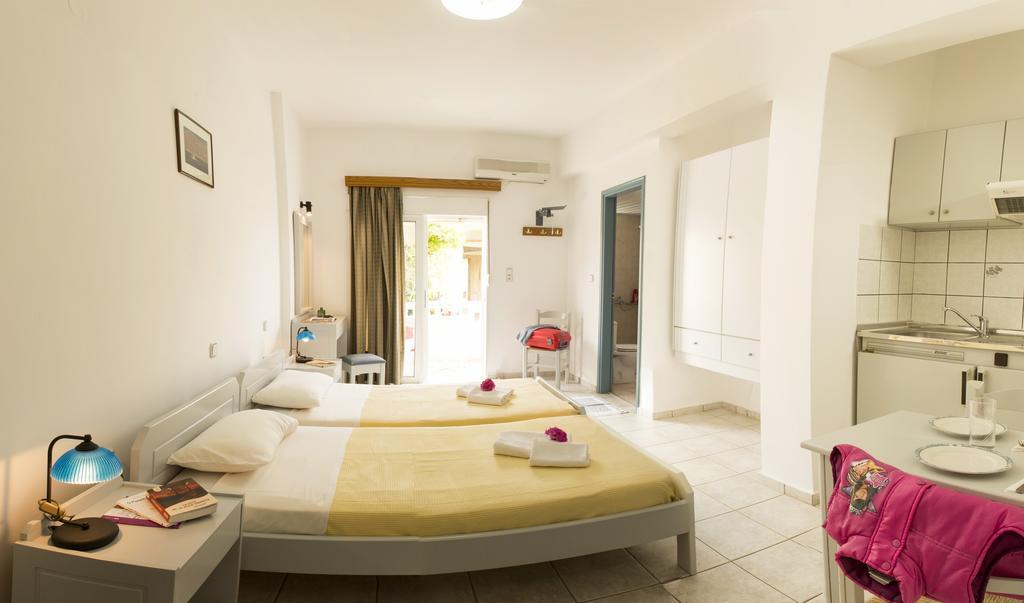 Edgewater Studios Kíssamos Cameră foto